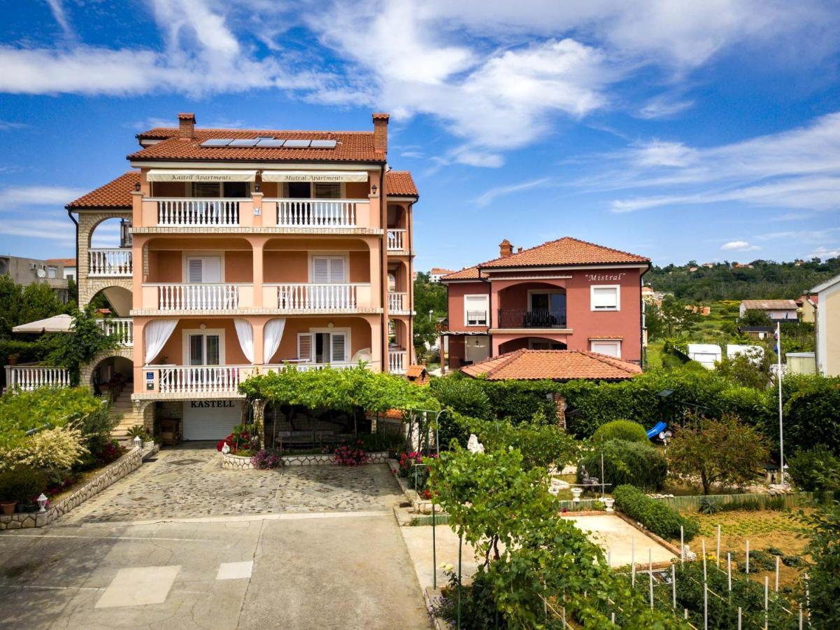 Kastell Apartments Lopar Extérieur photo